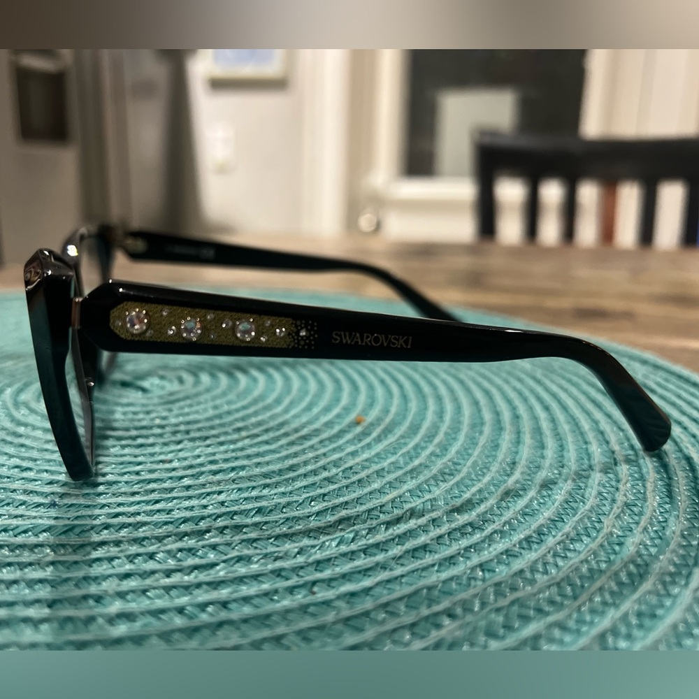 Swarovski frames 👓❤️🤍🖤 - Picture 2 of 4
